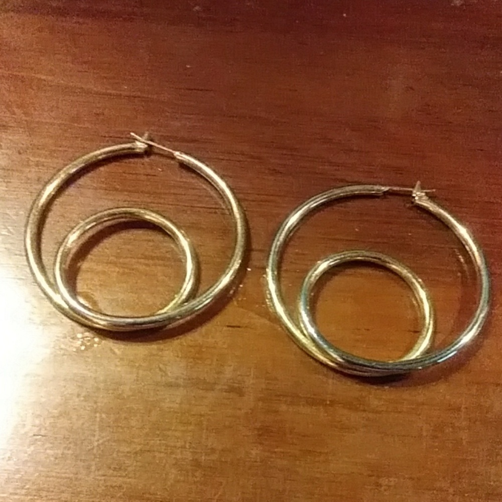 Earrings - Picture 2 of 3